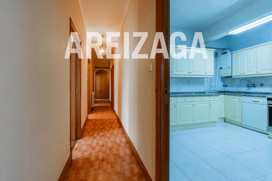 Flat for Sale in San Sebastián