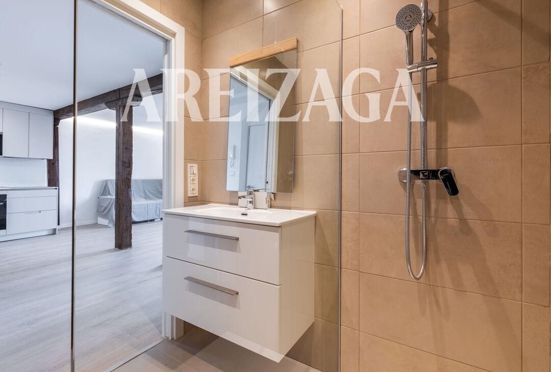 Flat for Sale in San Sebastián