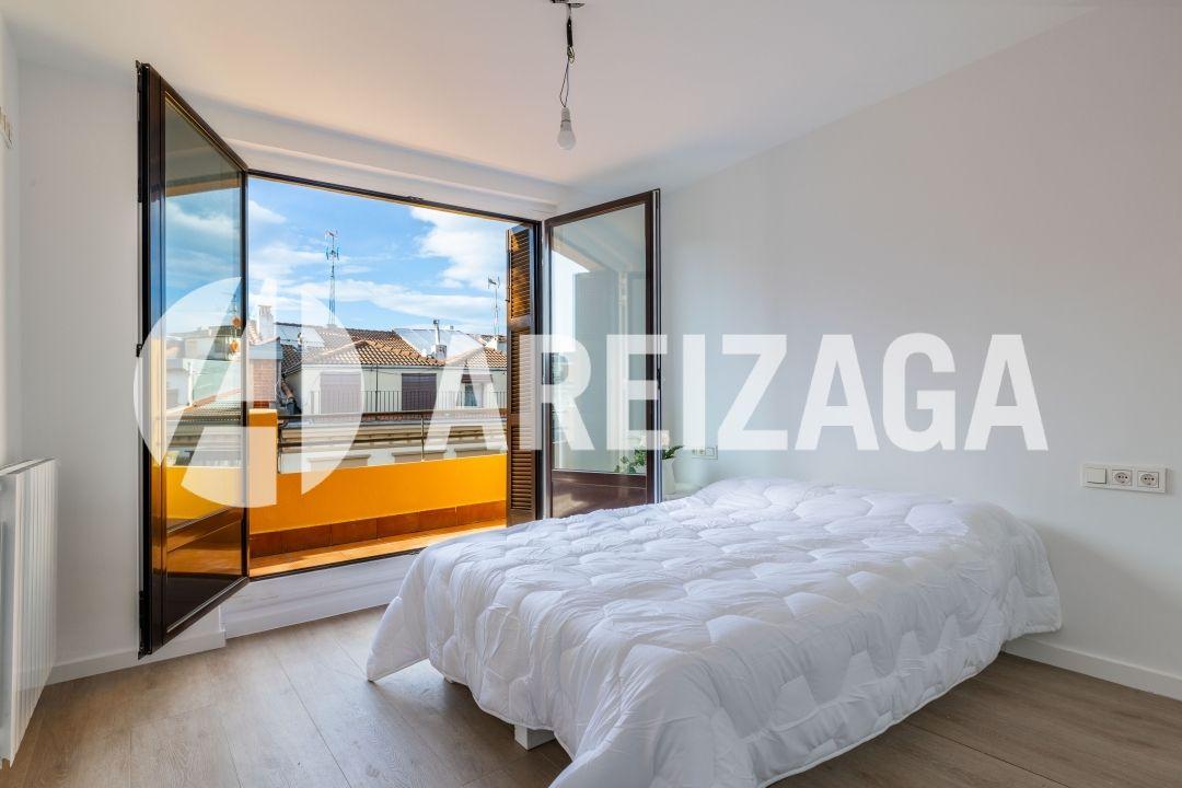 Flat for Sale in San Sebastián