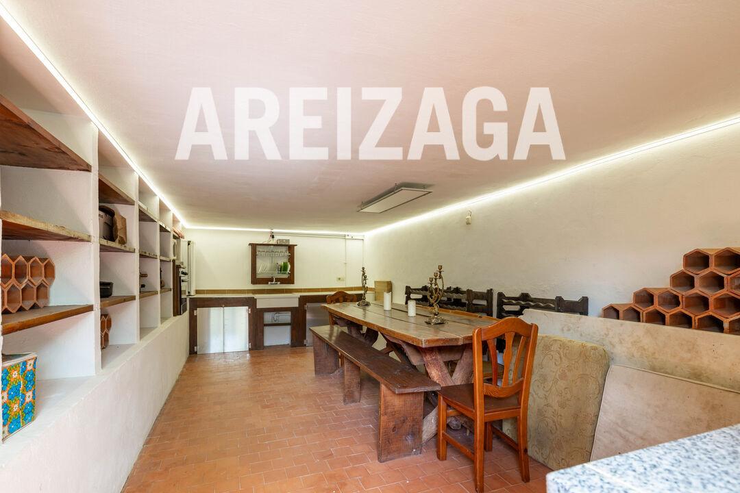 Chalet for Sale in Astigarraga