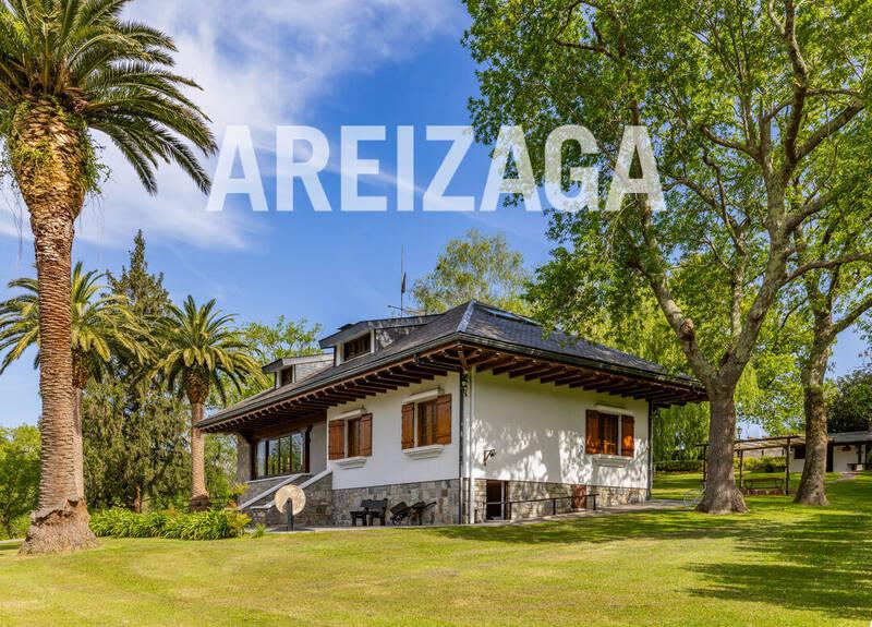 Chalet for Sale in Astigarraga