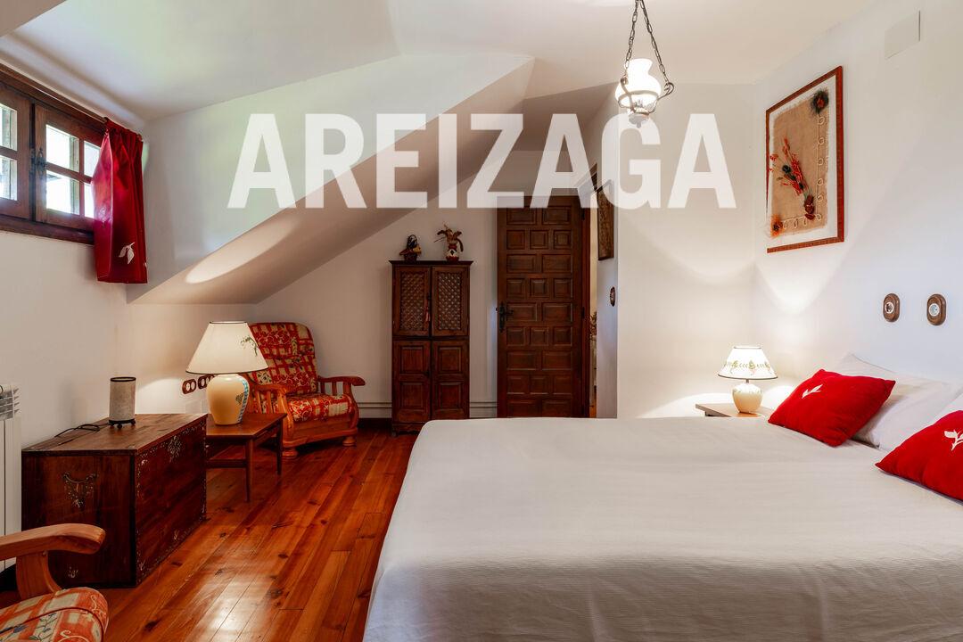 Chalet for Sale in Astigarraga