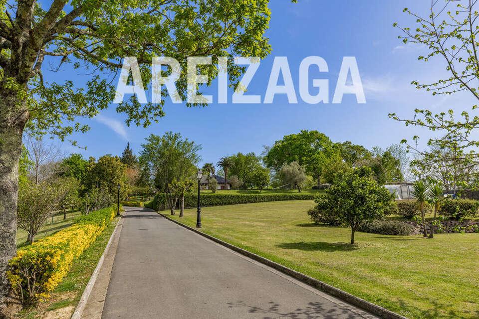 Chalet for Sale in Astigarraga