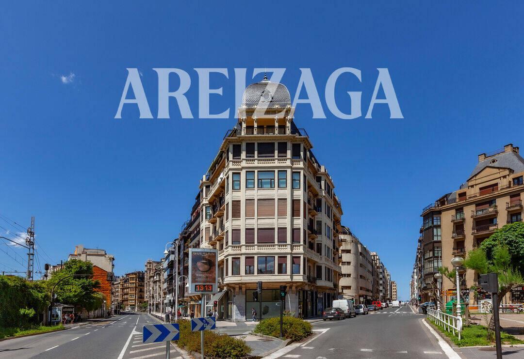 Flat for Sale in San Sebastián