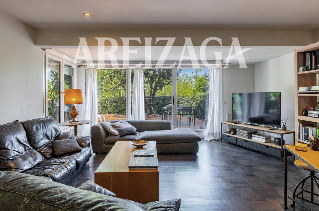Flat for Sale in San Sebastián