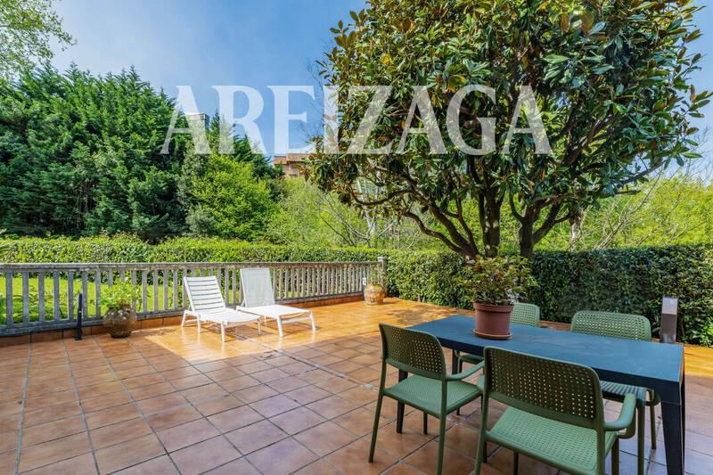 Flat for Sale in San Sebastián