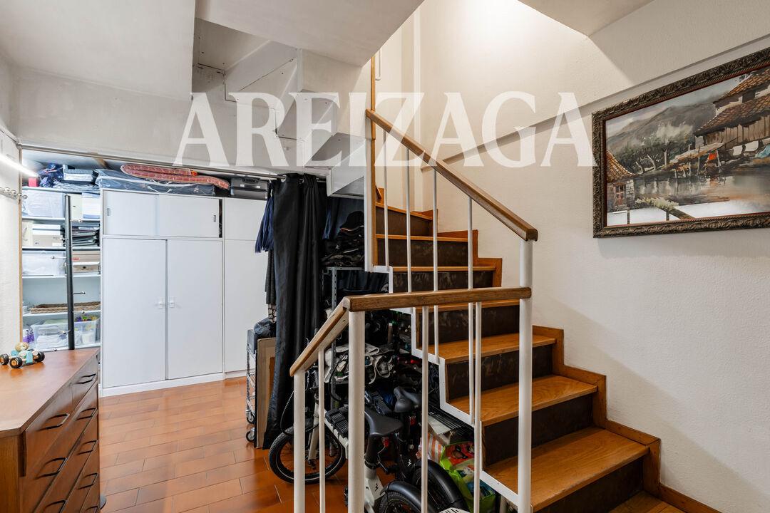 Flat for Sale in San Sebastián