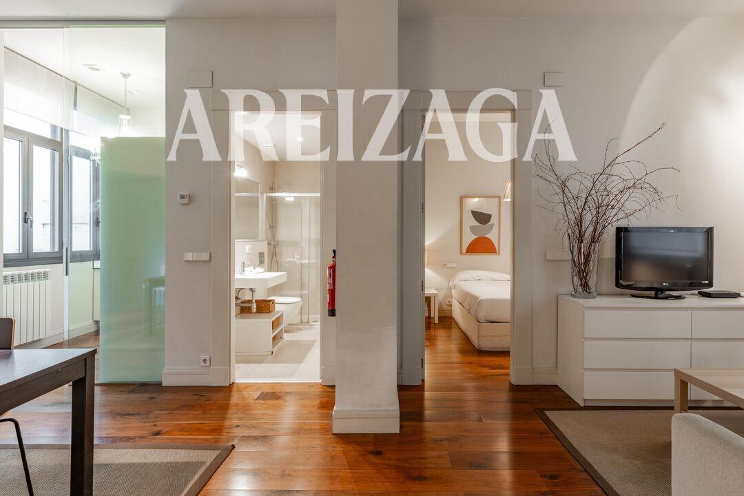 Flat for Sale in San Sebastián