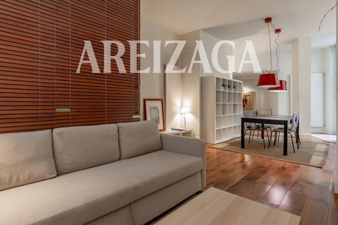 Flat for Sale in San Sebastián