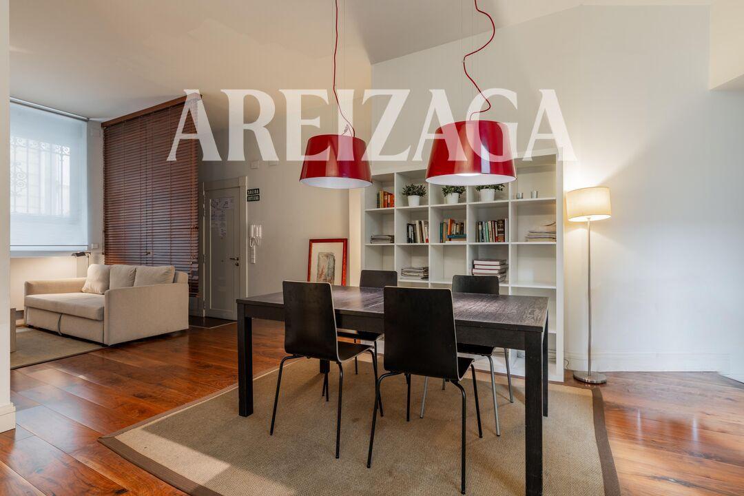 Flat for Sale in San Sebastián