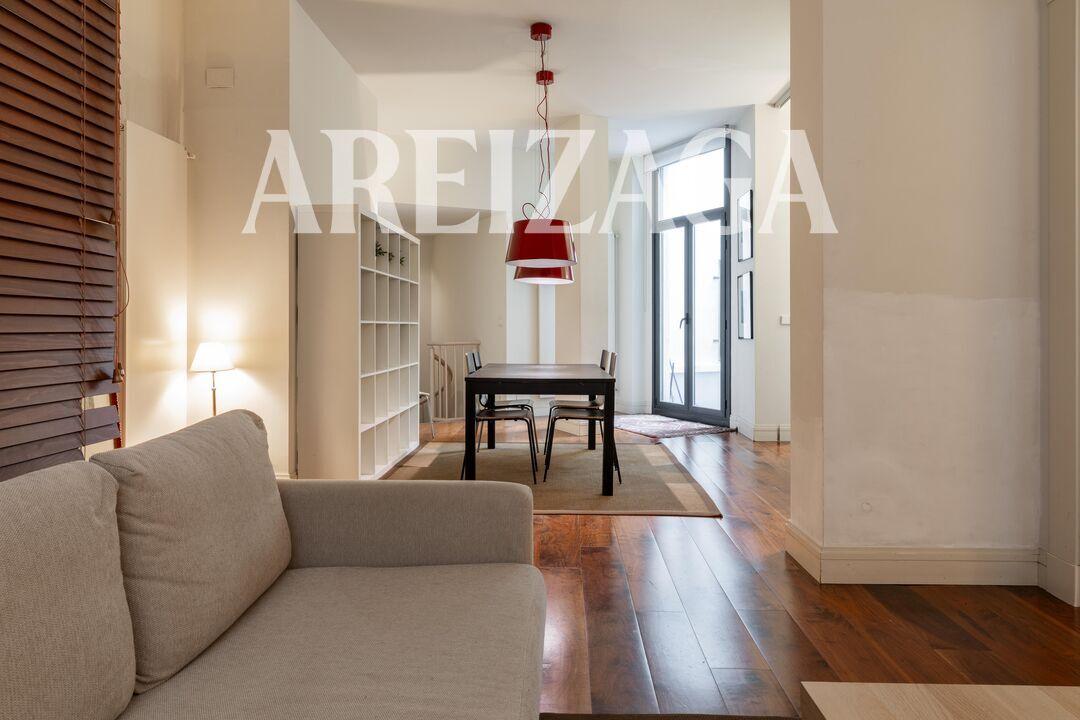 Flat for Sale in San Sebastián
