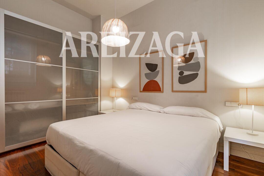 Flat for Sale in San Sebastián
