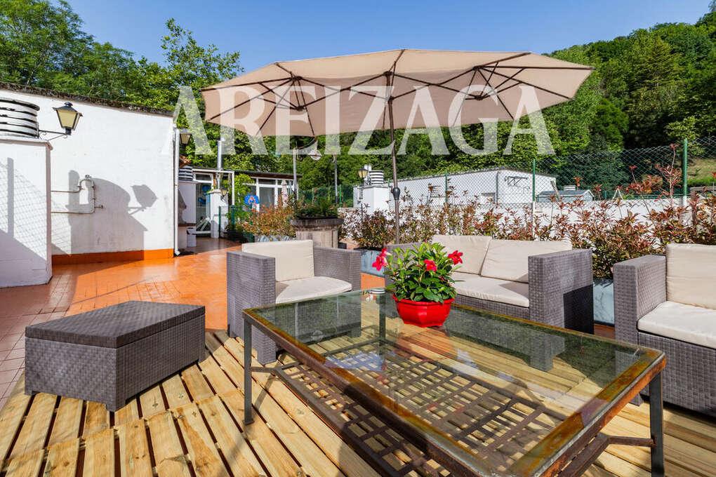 Flat for Sale in San Sebastián