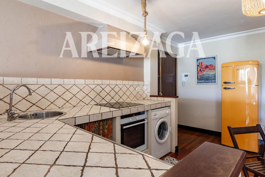 Flat for Sale in San Sebastián