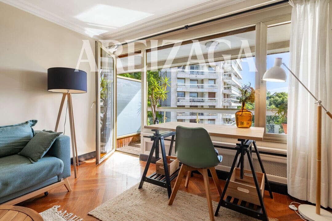 Flat for Sale in San Sebastián