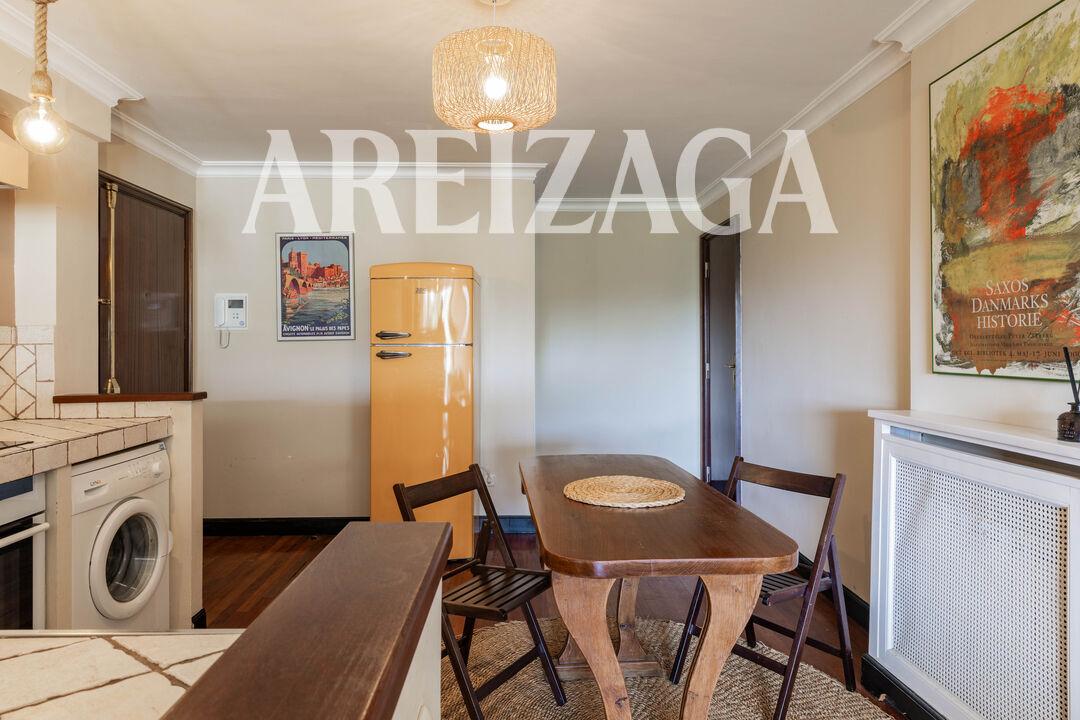 Flat for Sale in San Sebastián