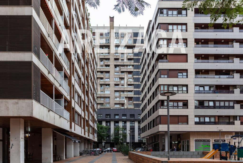 Flat for Sale in San Sebastián