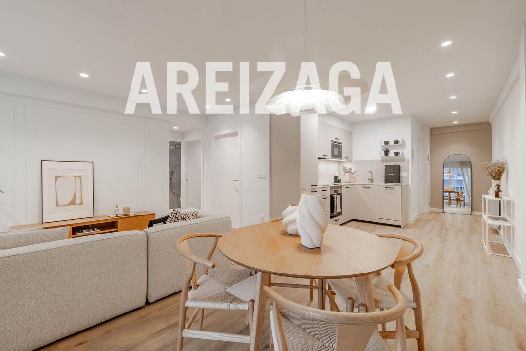 Flat for Sale in San Sebastián