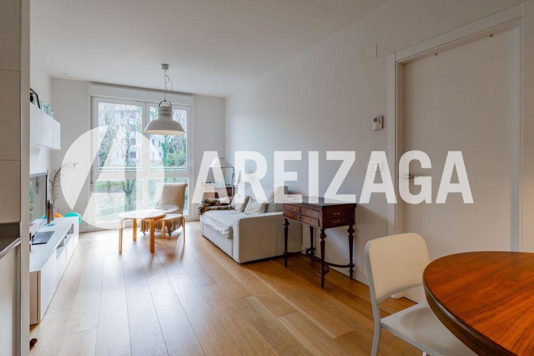 Flat for Sale in San Sebastián