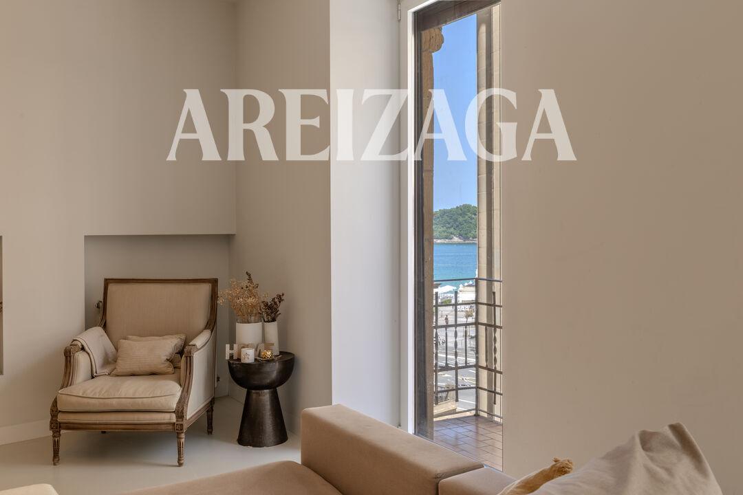 Flat for Sale in San Sebastián