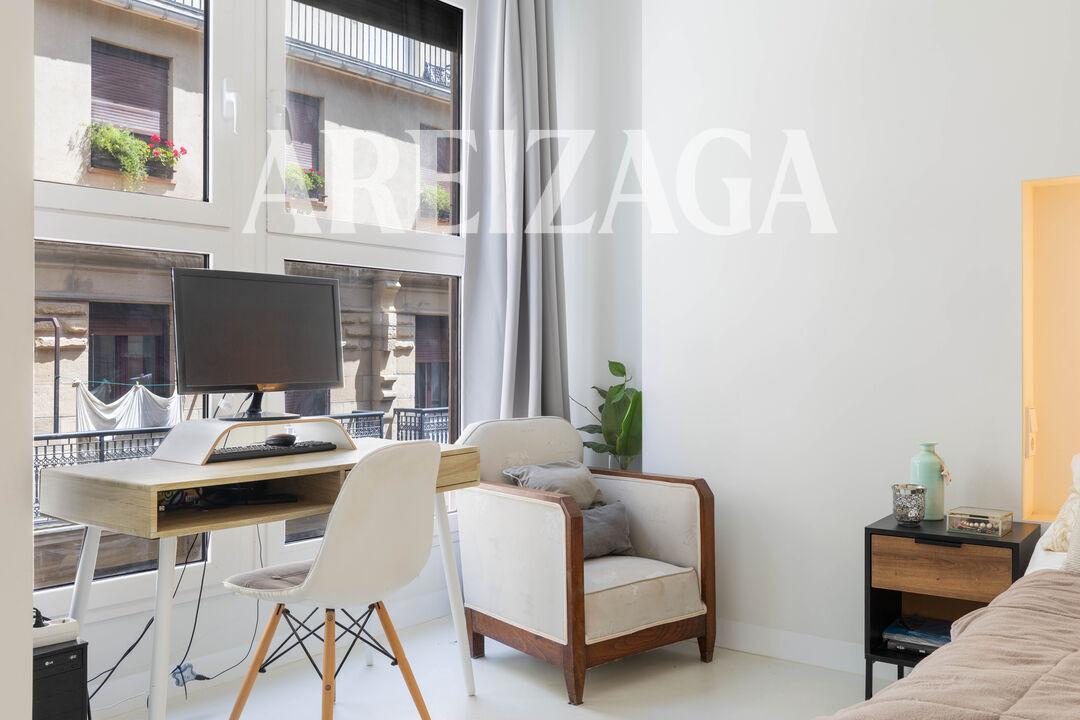 Flat for Sale in San Sebastián