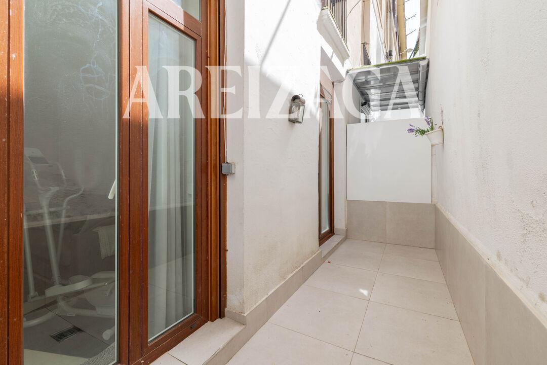 Flat for Sale in San Sebastián
