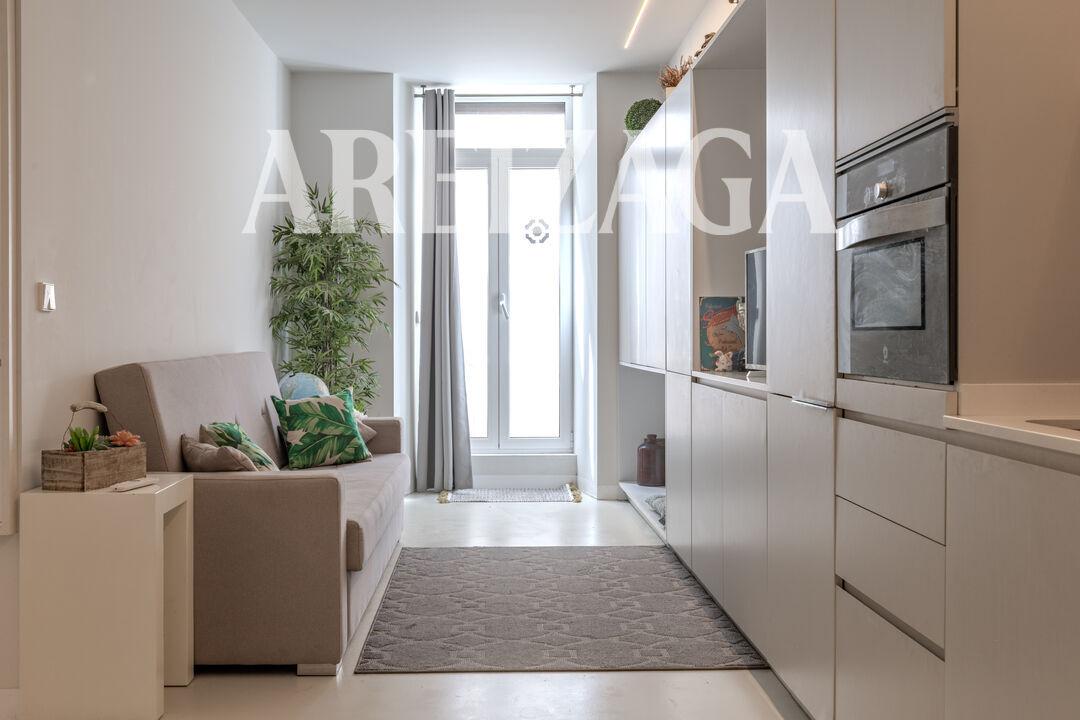 Flat for Sale in San Sebastián