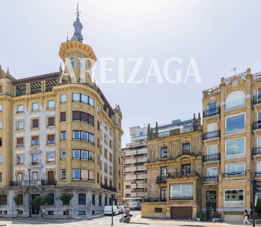 Flat for Sale in San Sebastián