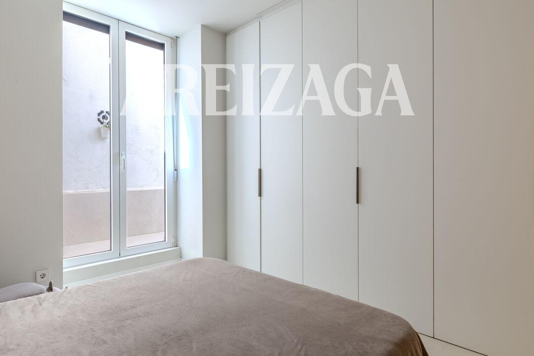 Flat for Sale in San Sebastián