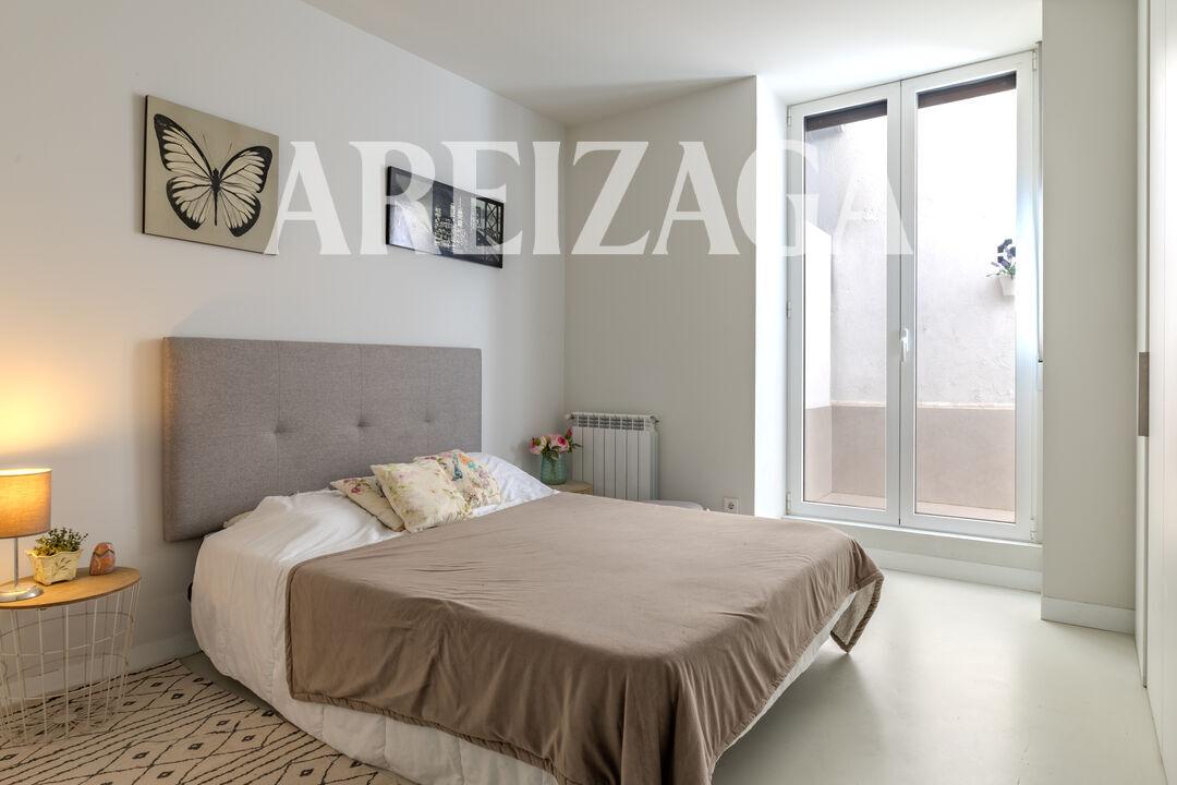 Flat for Sale in San Sebastián