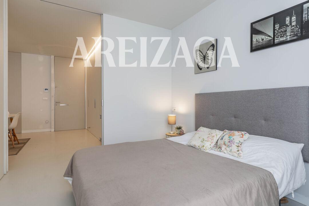 Flat for Sale in San Sebastián