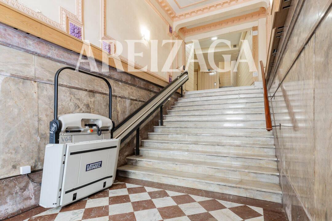 Flat for Sale in San Sebastián