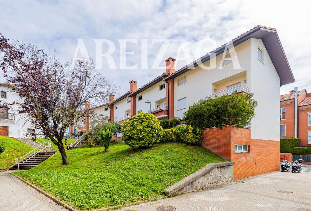 Adosado en Venta en San Sebastián