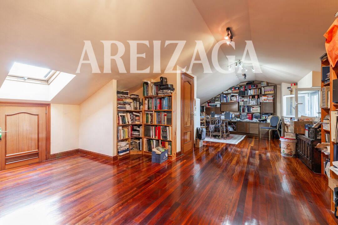 Adosado en Venta en San Sebastián