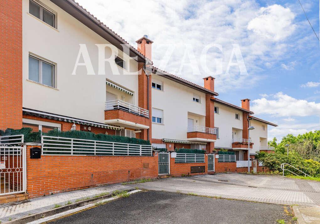 Adosado en Venta en San Sebastián