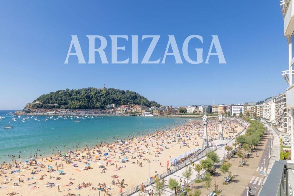 Flat for Sale in San Sebastián