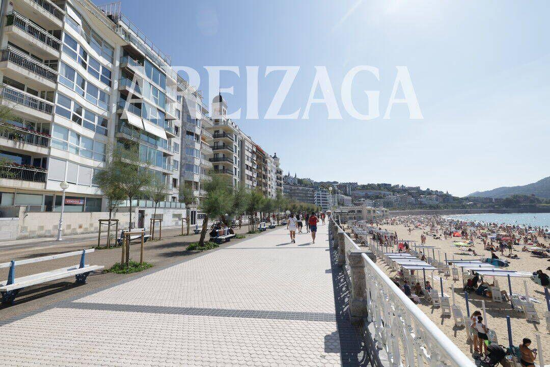 Flat for Sale in San Sebastián