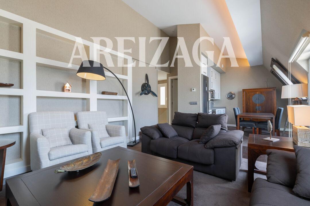 Flat for Sale in San Sebastián