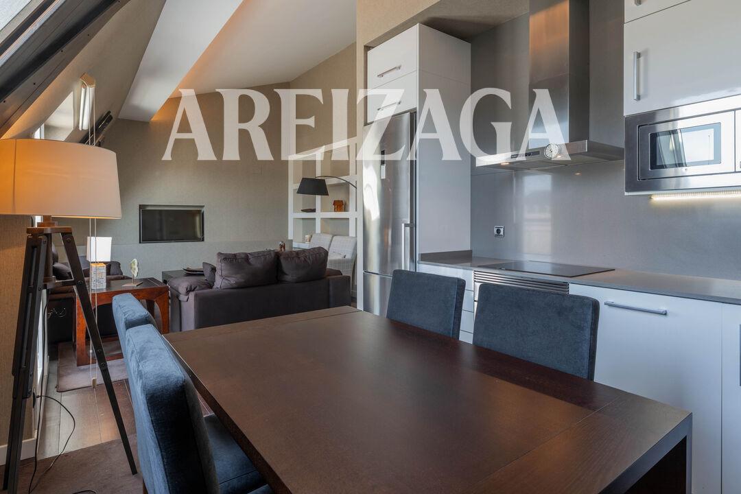 Flat for Sale in San Sebastián