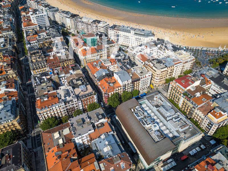 Flat for Sale in San Sebastián