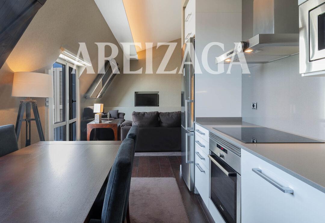 Flat for Sale in San Sebastián