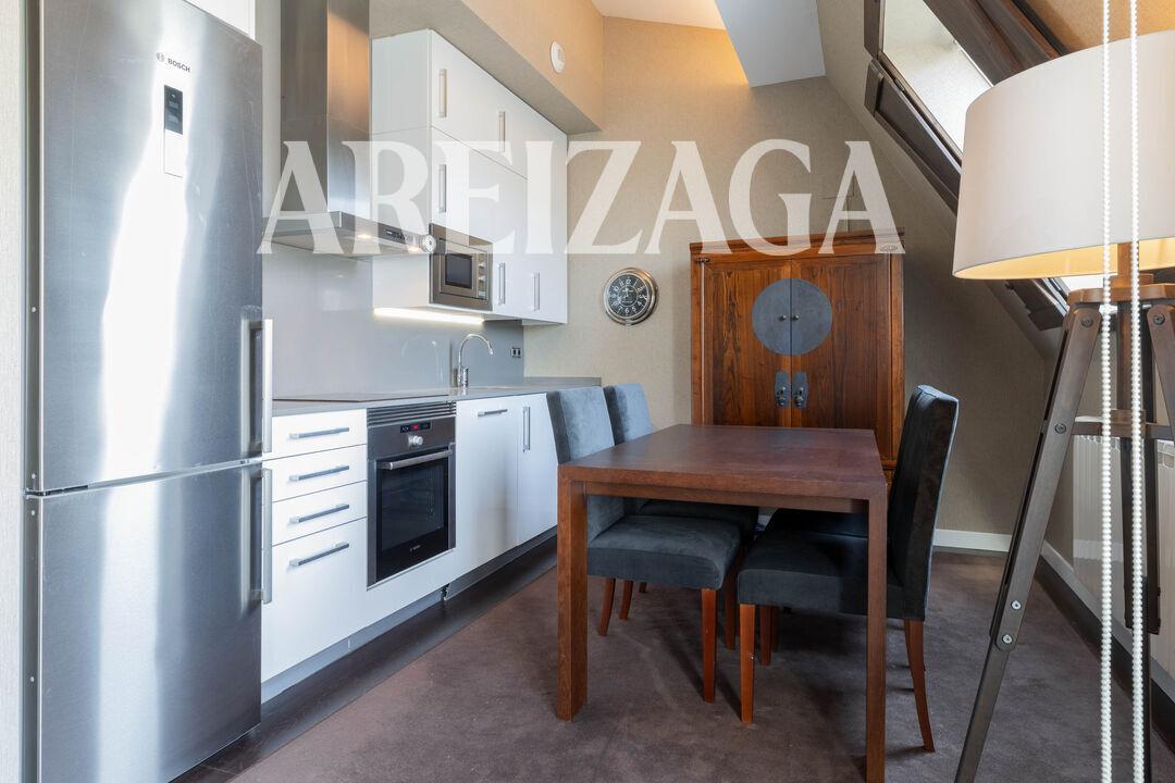 Flat for Sale in San Sebastián
