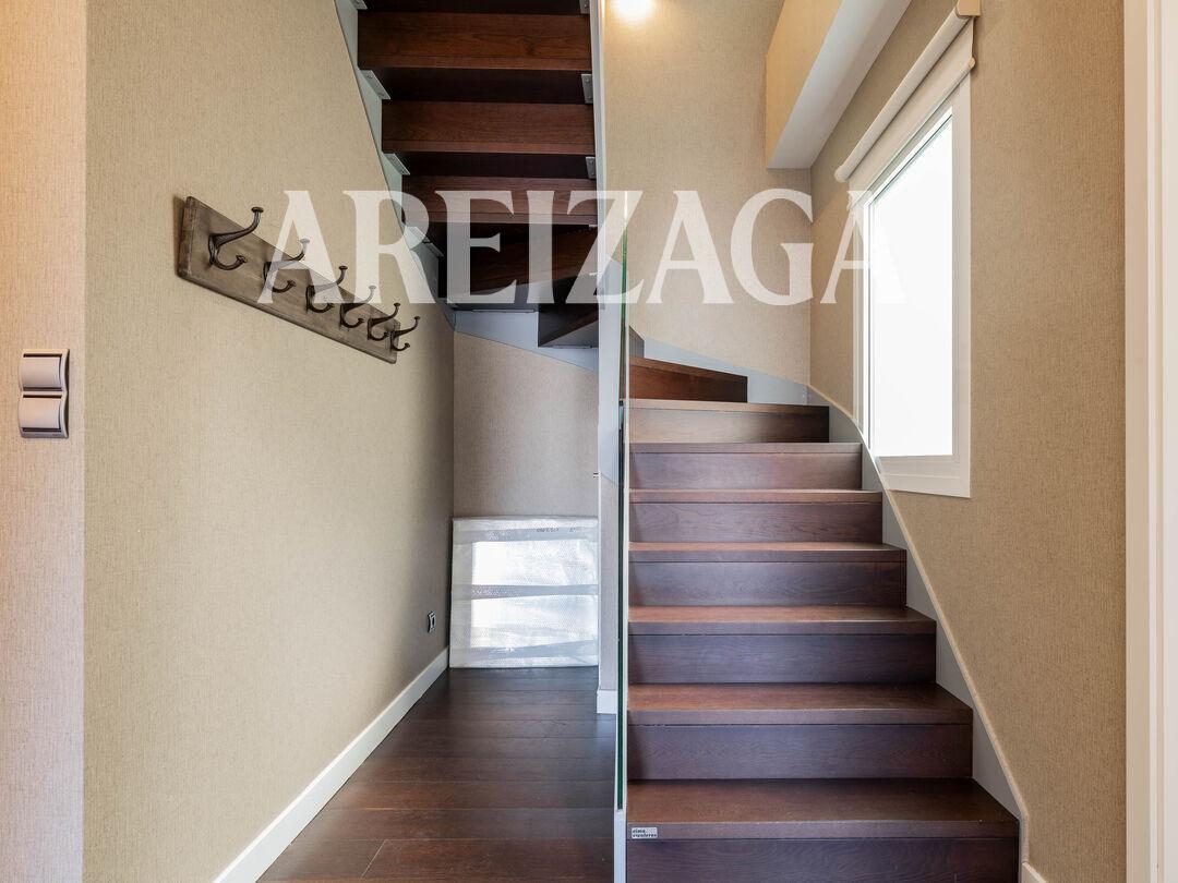 Flat for Sale in San Sebastián