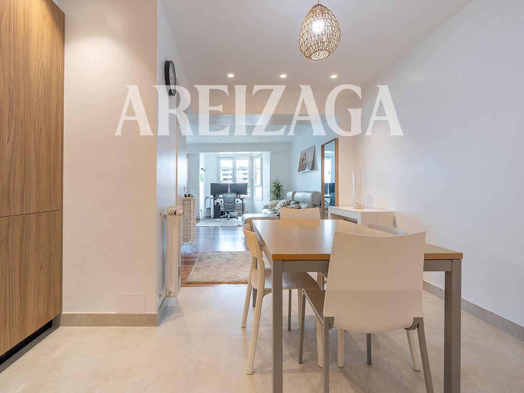 Flat for Sale in San Sebastián