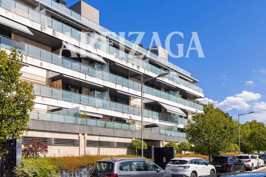 Flat for Sale in San Sebastián
