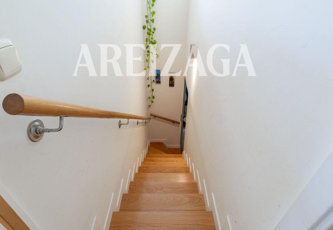 Flat for Sale in San Sebastián