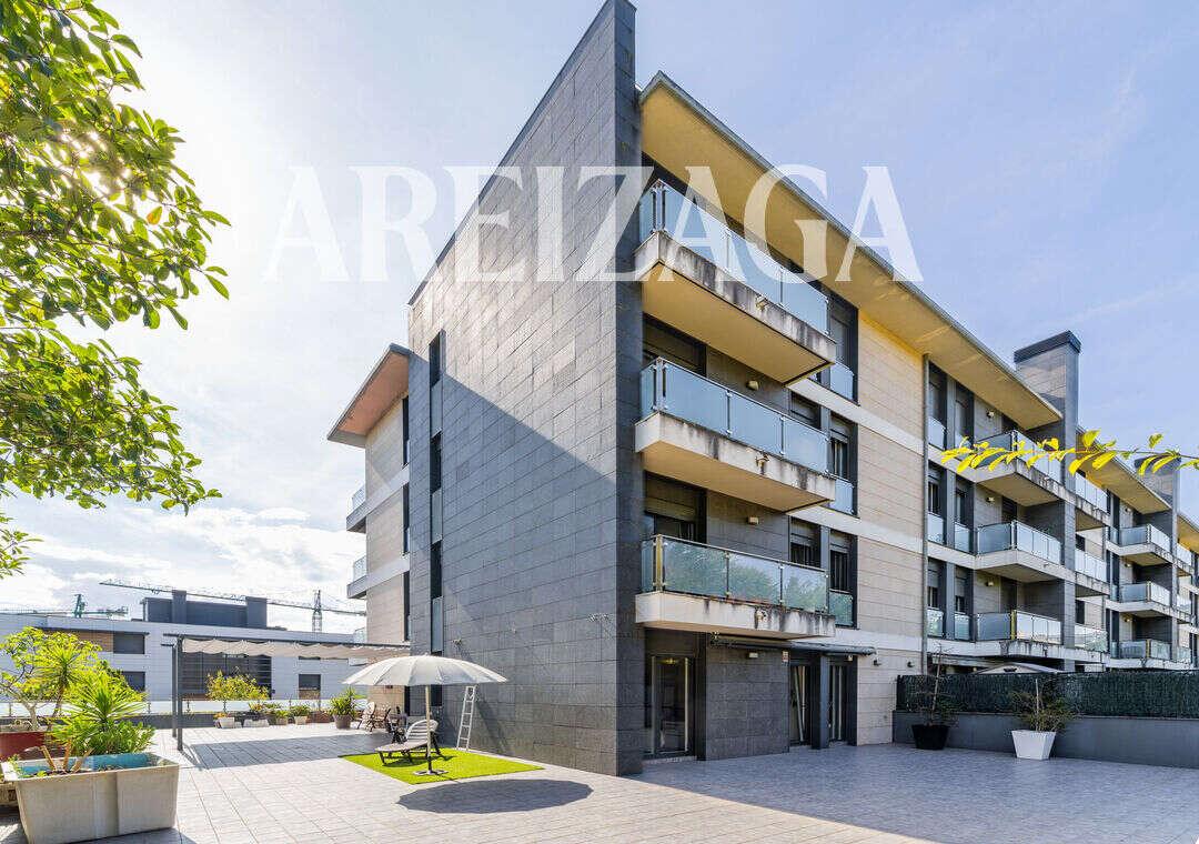 Flat for Sale in San Sebastián
