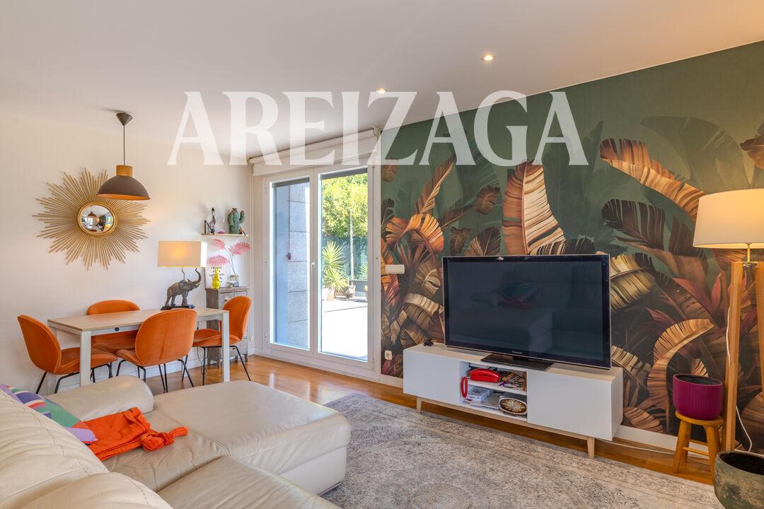 Flat for Sale in San Sebastián