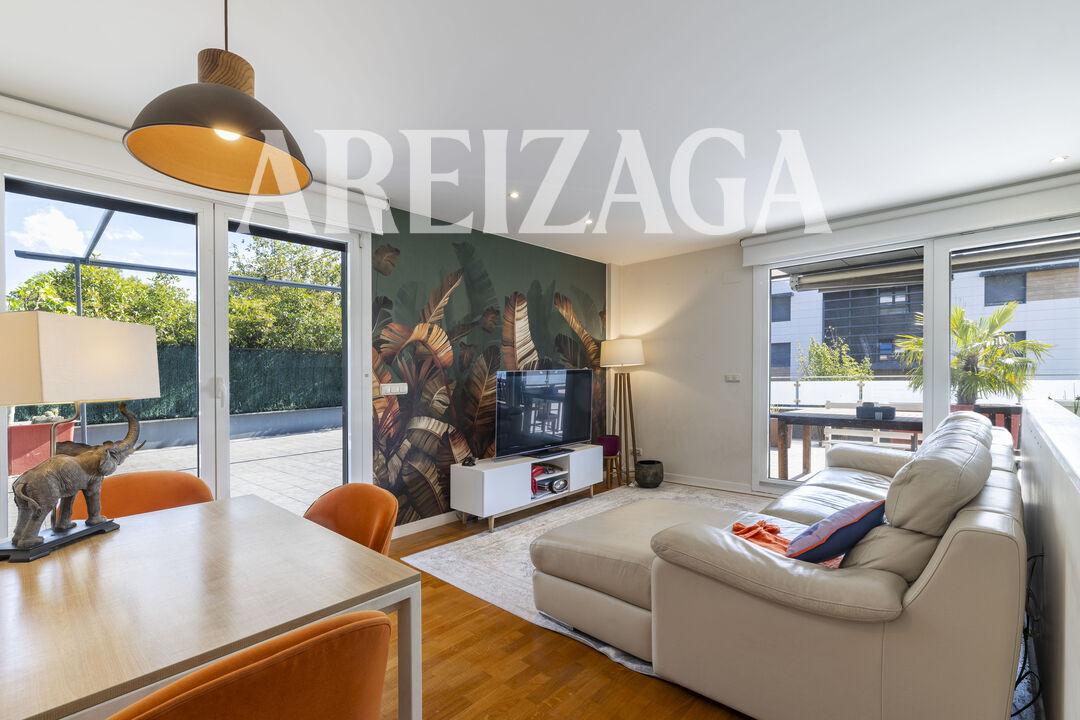 Flat for Sale in San Sebastián