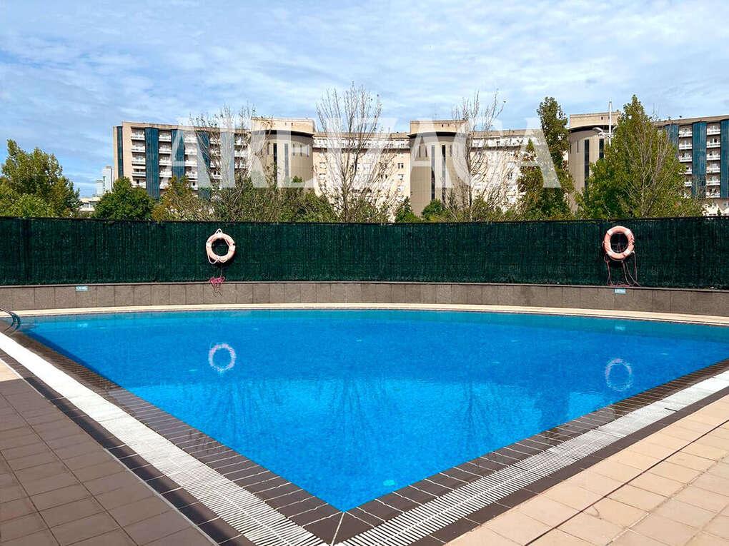 Flat for Sale in San Sebastián